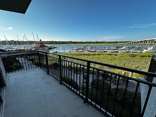 90 Helmsman Way #204B Photo 1