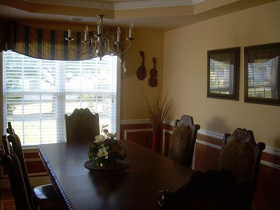 3rd image of 789 Winding Grove Ln