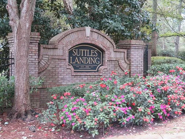7 bed, 2.5 bath, 2500 sqft, $2,250 — Photo 3