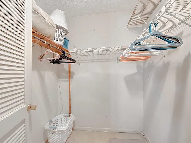 23099 Barwood Ln N #306 — Photo 49