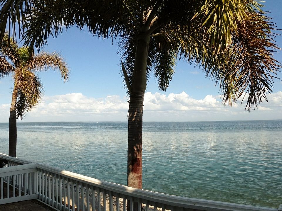 come home to this view
