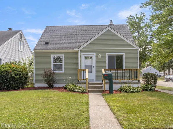 2041 Leblanc St, Lincoln Park, MI 48146