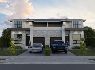 10564 Suncrest Dr #B, Delta, BC V4C2N5