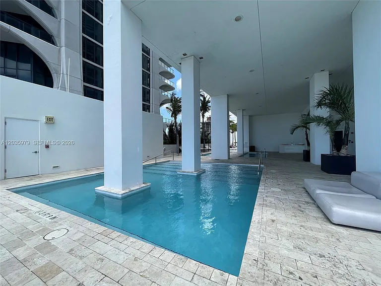 1040 Biscayne Blvd #1105 — Photo 22