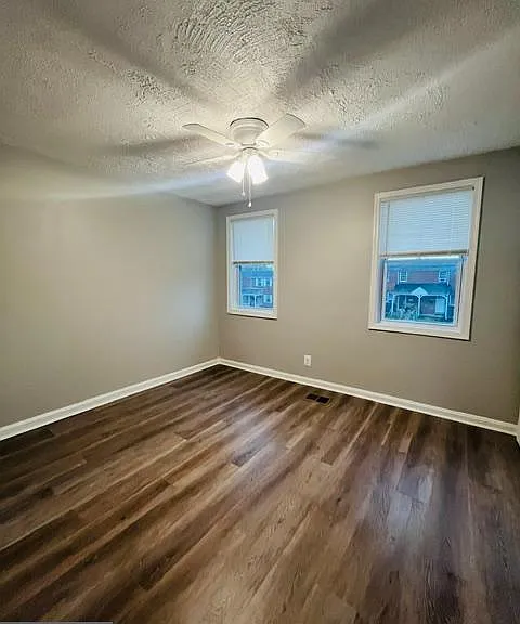 1516 Becklow Ave — Photo 12