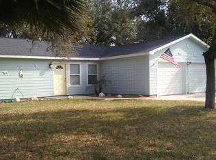 2015 Mallard Dr, Rockport, TX 78382