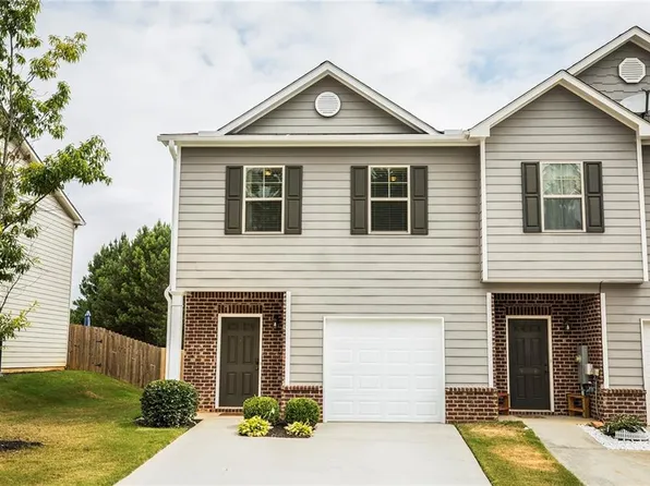 5413 Sycamore Ct, Oakwood, GA 30566