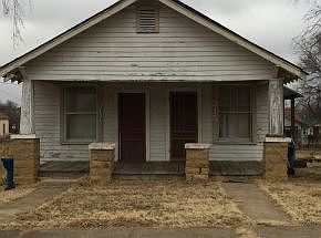 2nd image of 315 W Washington Ave