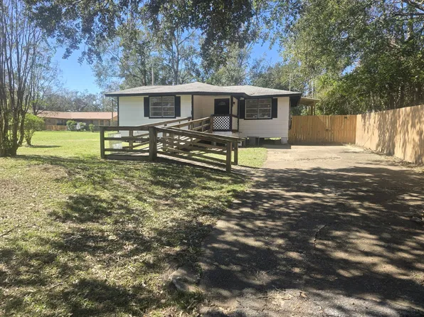 201 Sheppard St, Cantonment, FL 32533