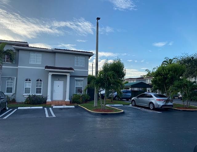 1st image of 5245 NW 112th Ave APT 108