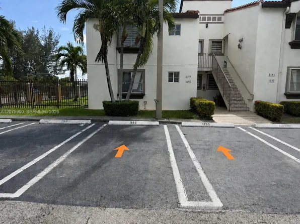1195 NW 125th Ct #101, Miami, FL 33182