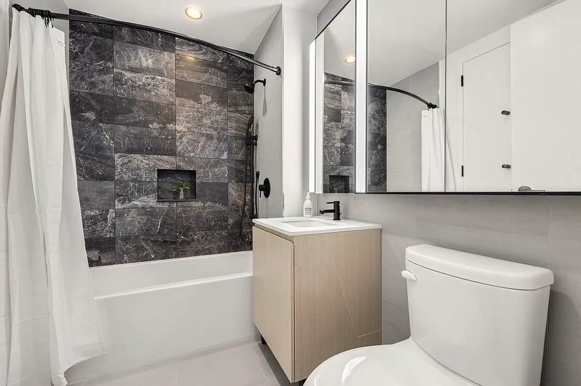 540 Fulton Street — Photo 2