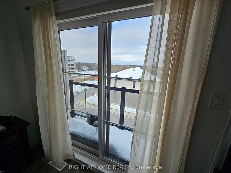 156 Huron St — Photo 22