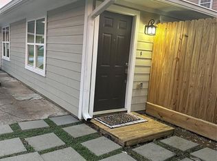8246 Lanham Ln, Houston, TX 77075