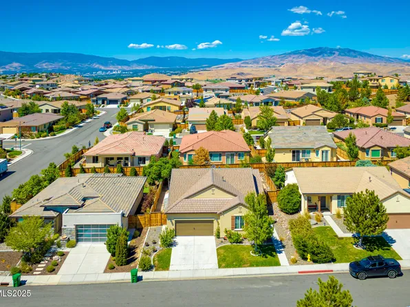 4797 High Pass Dr, Sparks, NV 89436