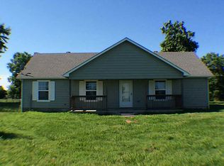 251 W Row Rd, Colcord, OK 74338