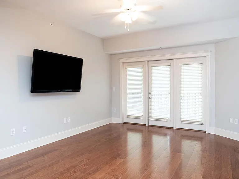222 Glenwood Ave #304-1 — Photo 16