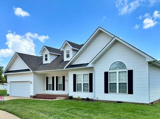 618 Aberdeene Ct, Bowling Green, KY 42104