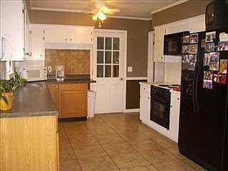 4th image of 714 Pine Valley Dr