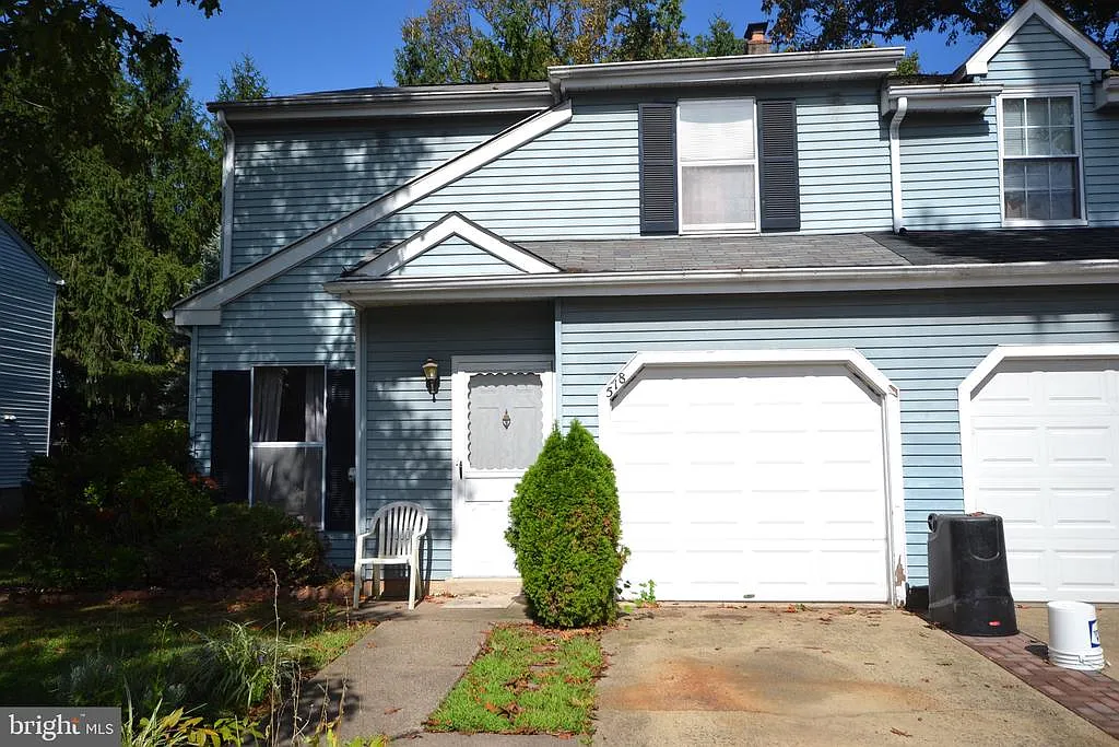 518 Winding Way photo 1