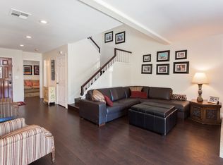 29705 Strawberry Hill Dr, Agoura Hills, CA 91301