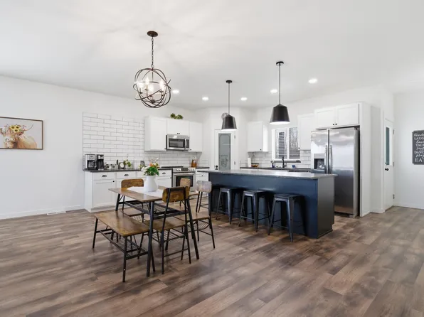 122 11th St, Priest River, ID 83856