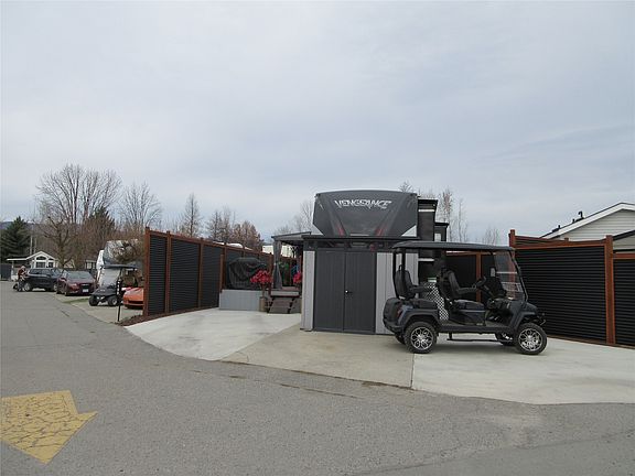 4th image of 415 Commonwealth Rd #203