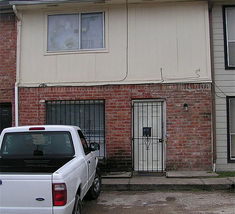 1st image of 12226 Northwood Forest Dr #1