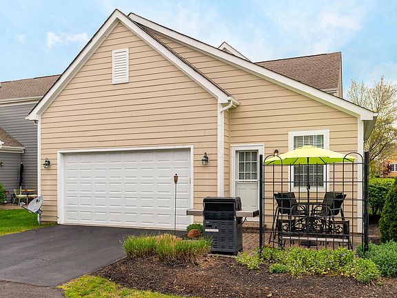 3rd image of 4679 Oak Lane Ct