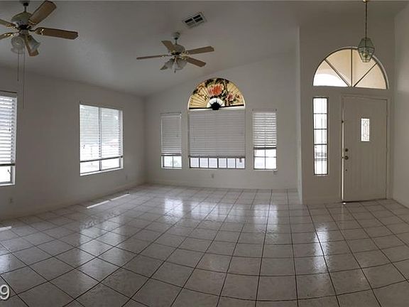 5th image of 1300 Feather Crest Ct