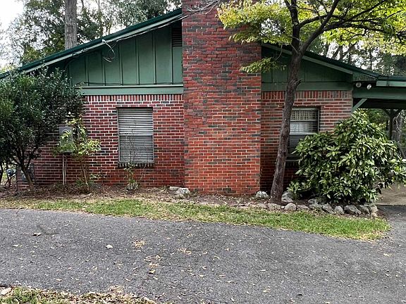 2nd image of 1808 Powder Plant Rd