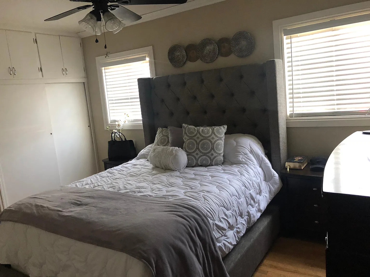 1 bed, 700 sqft, $2,100 — Photo 2