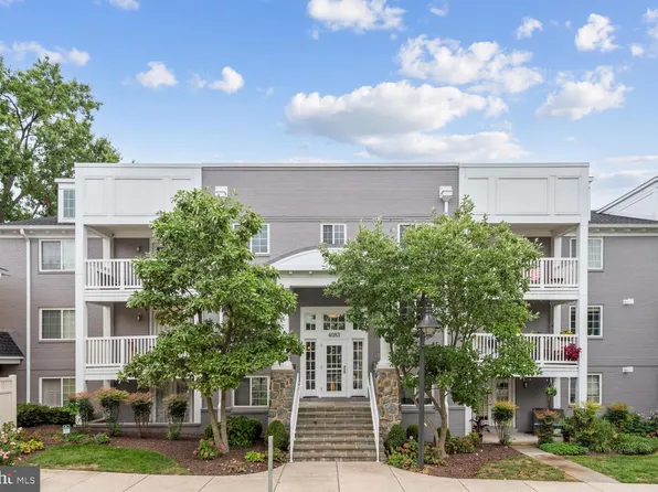 4083 S Four Mile Run Dr Unit 403, Arlington, VA 22204