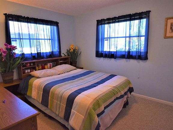 2nd image of 626 Bunting Dr