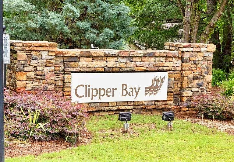 160 Clipper Bay Dr — Photo 47