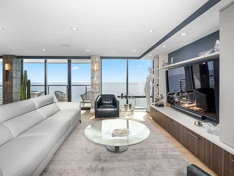 250 S Ocean Blvd #Penthouse F — Photo 8