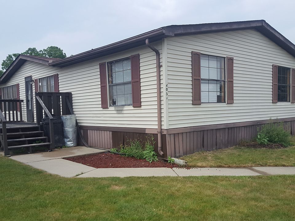 Corner lot