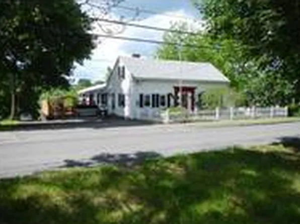 39 Forest St, Danvers, MA 01923