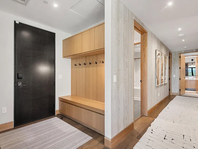 77 Wood Rd #501E — Photo 15