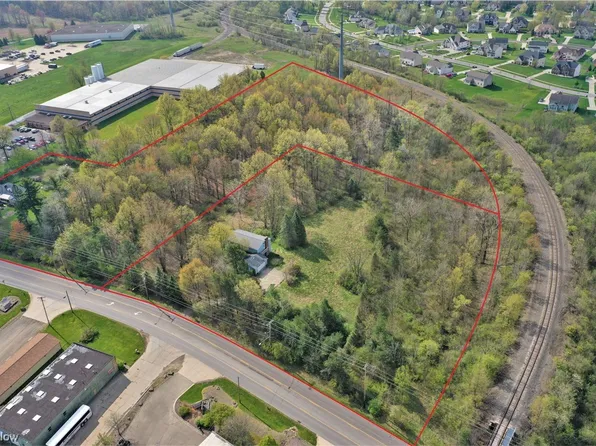 1188 Highland Rd E, Macedonia, OH 44056