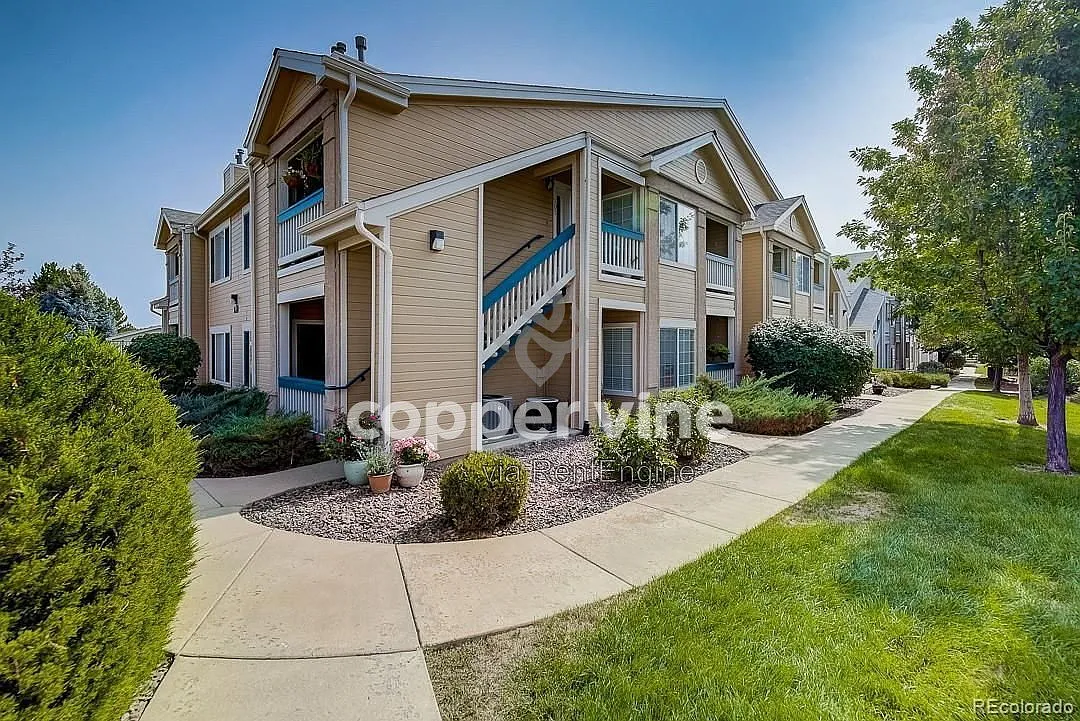 2 bed, 2.0 bath, 1025 sqft, $1,980 — Photo 1