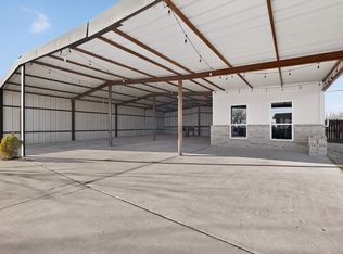 819 Hoss Rd, Sanger, TX 76266