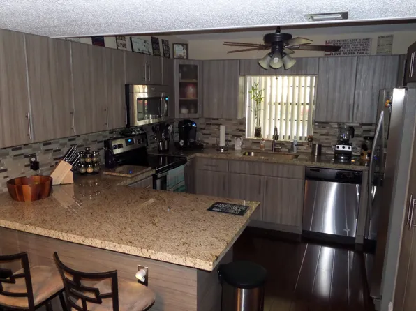 11580 NW 1st St, Plantation, FL 33325