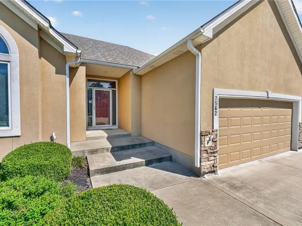 7562 N Eastern Ave, Kansas City, MO 64158