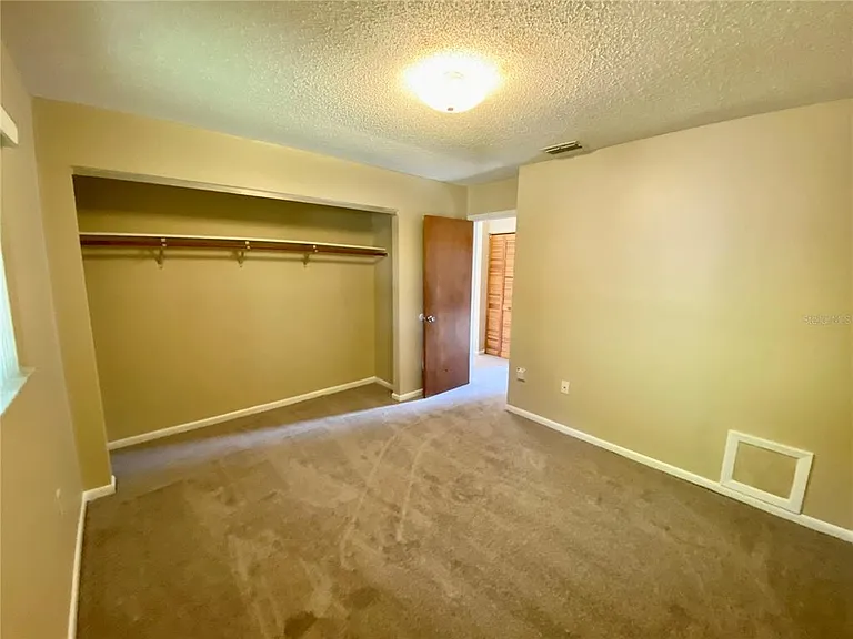20004 Suncrest Dr — Photo 6