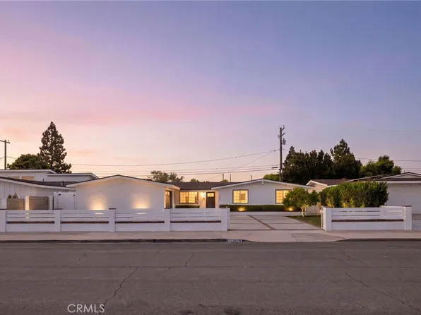 2362 Cornell Dr, Costa Mesa, CA 92626
