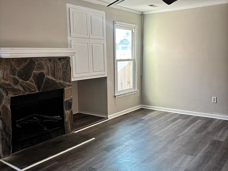 LVP THROUGHOUT THE FIRST FLOOR