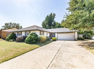 3213 N Viewpoint Dr, Midwest City, OK 73110