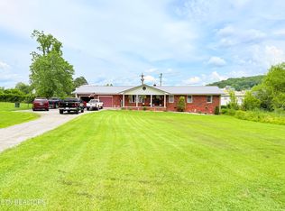 709 Balmoral Rd, Middlesboro, KY 40965