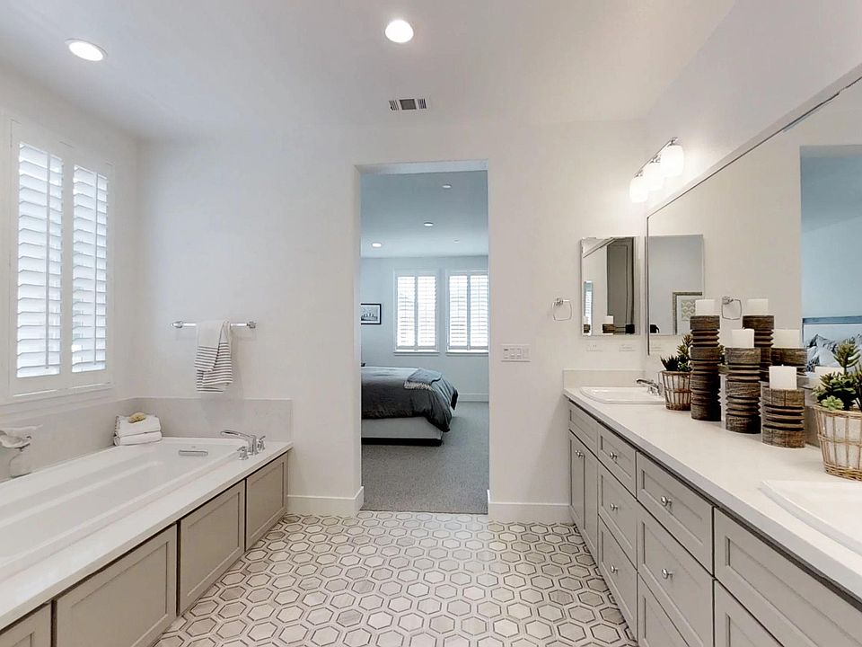 Plan 2 Master Bathroom